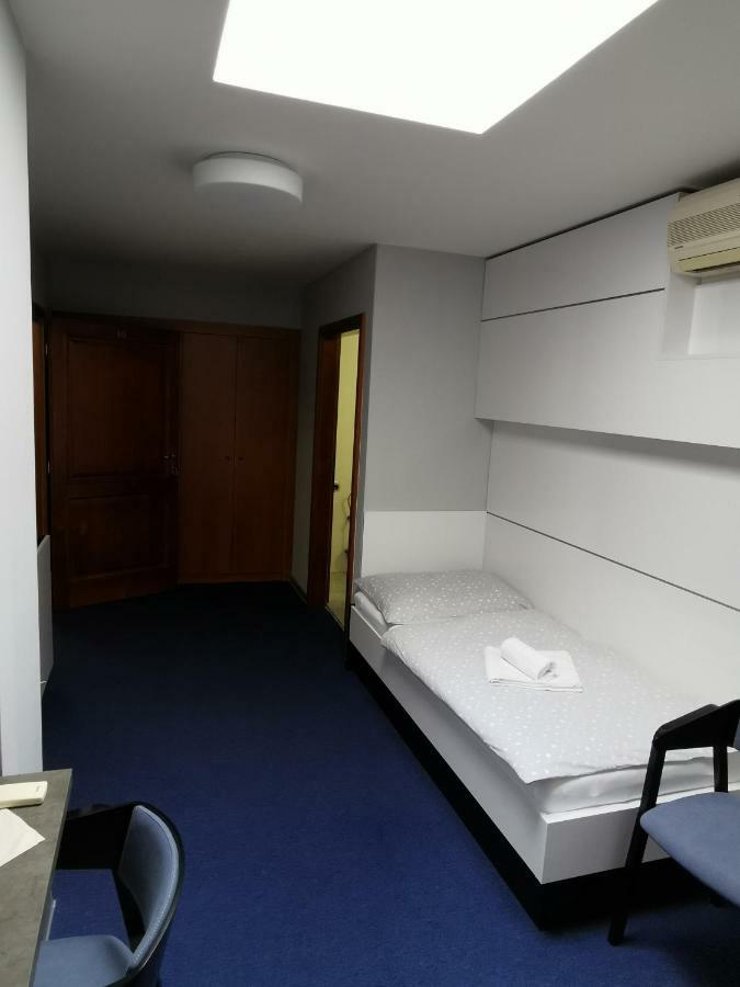 Hotel U Racka Ostrožská Nová Ves Zewnętrze zdjęcie