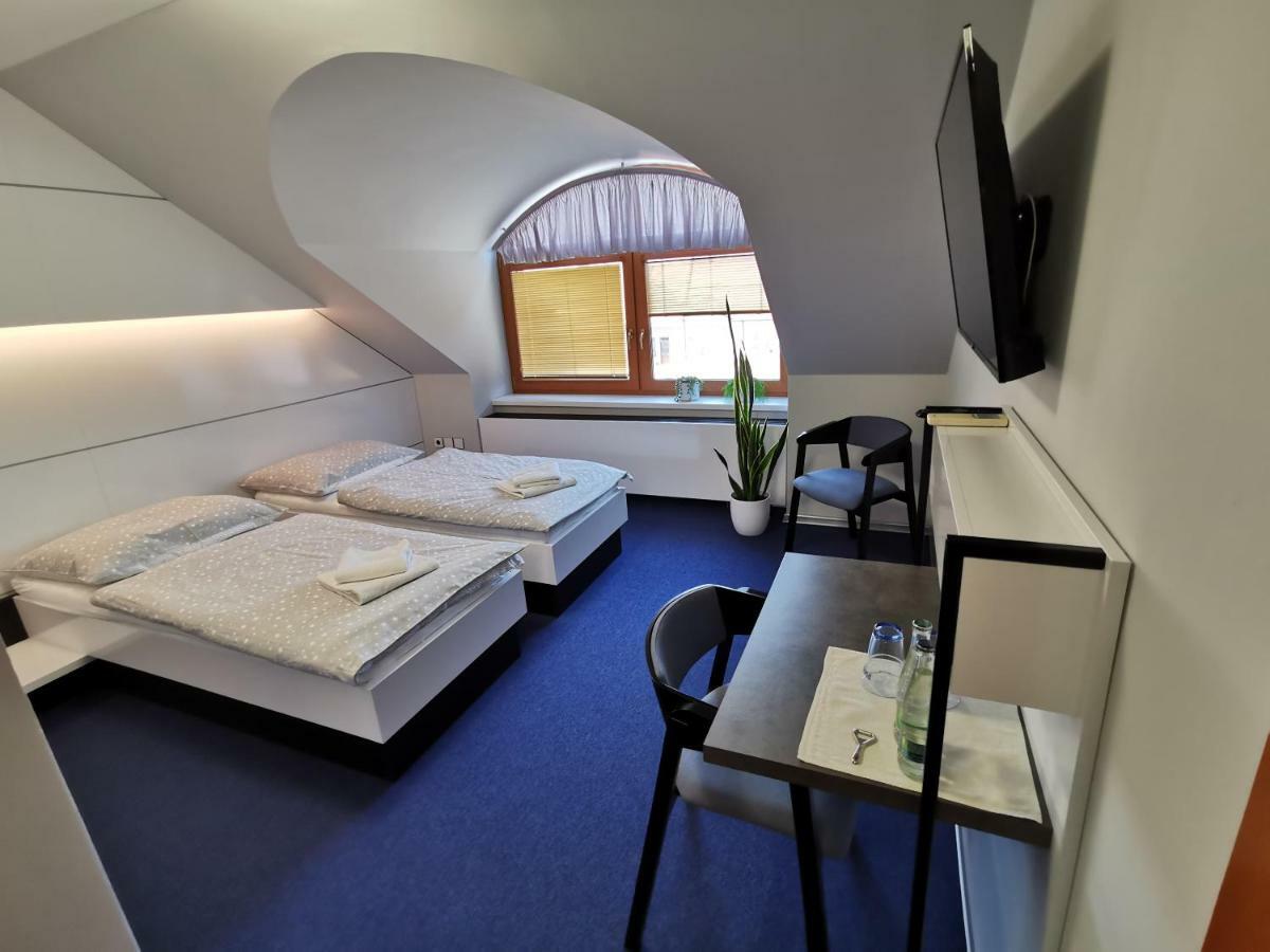 Hotel U Racka Ostrožská Nová Ves Zewnętrze zdjęcie