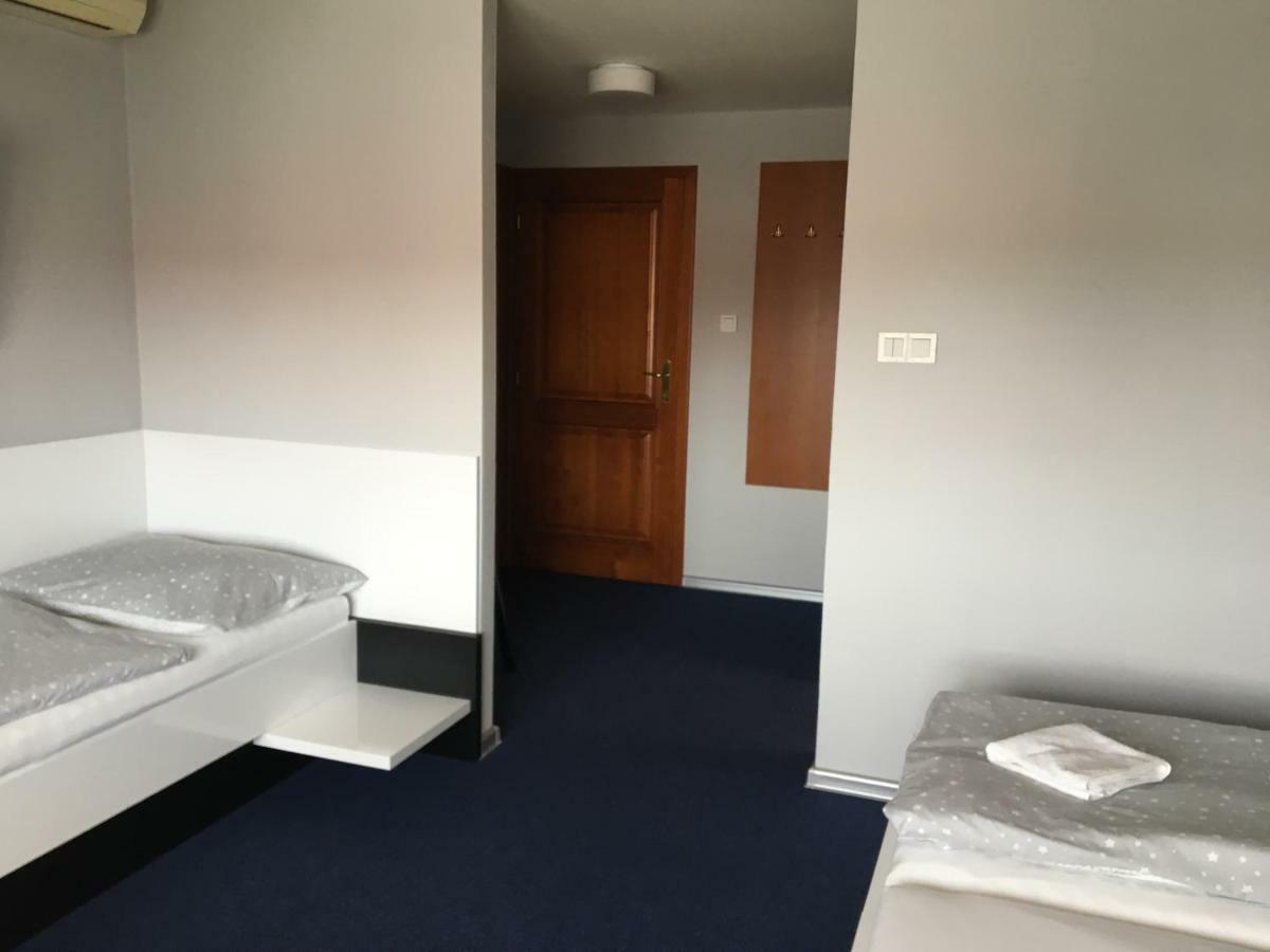 Hotel U Racka Ostrožská Nová Ves Zewnętrze zdjęcie